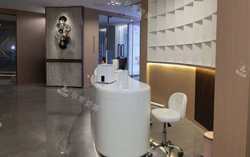 衡水韩娅整形服务台