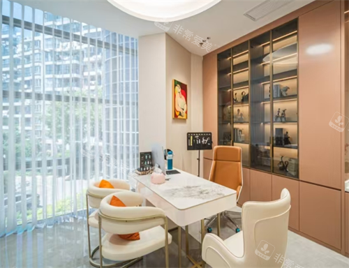 上海达尔姿整形医生办公室