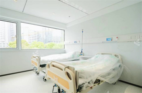 苏州光明眼科医院病床