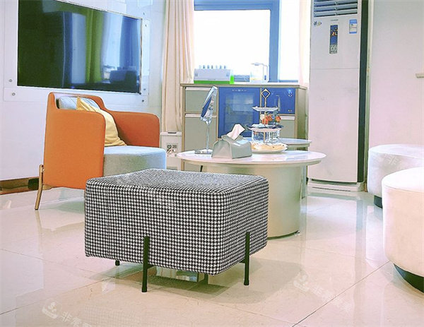 重庆启新医疗美容候客区
