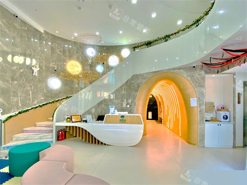 大同维恩口腔门诊部大厅