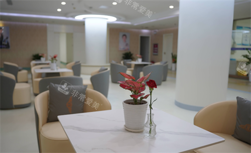 济南海峡整形的大厅