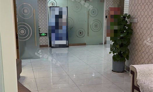 济南海峡整形诊室门口