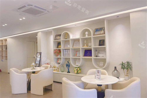 汕头雅靓悦美荟医疗美容等候区