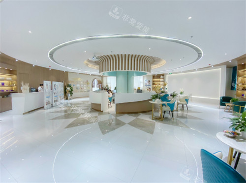 成都恒博天姿整形大厅环境一览图