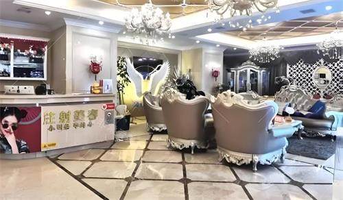 武汉中翰整形大厅环境图
