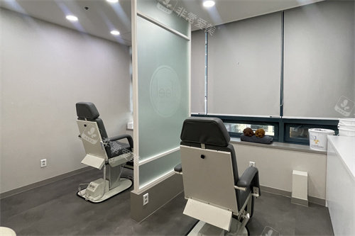 韩国Jfeel桔艺菲皮肤科弘大店处置室 韩国Jfeel桔艺菲皮肤科弘大店处置室