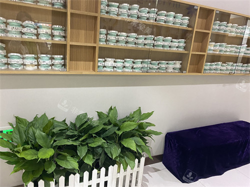 宁波美莱口腔展示柜