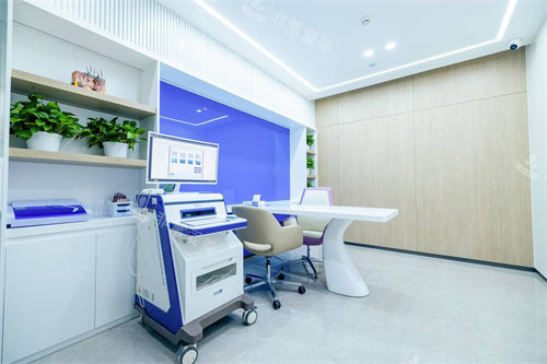 南昌雍禾植发面诊室