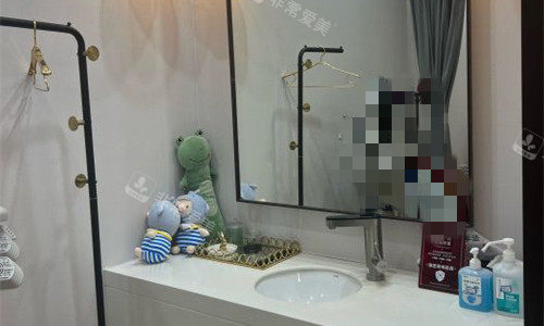 北京加减美整形洗漱区