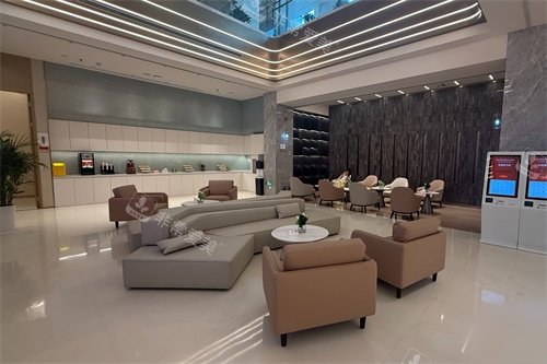 新疆威兹曼整形外科医院大厅休息区