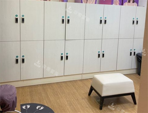 呼和浩特华医整形更衣间环境图