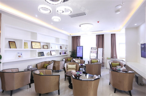 苏州维多利亚整形皮肤科等待区