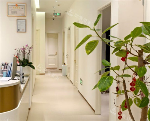 无锡曜颜医疗美容内部走廊 无锡曜颜医疗美容内部走廊