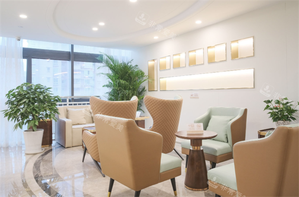 重慶星榮整形外科修復(fù)科