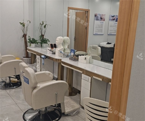 杭州碧蓮盛植發(fā)環(huán)境圖 杭州碧蓮盛植發(fā)環(huán)境圖