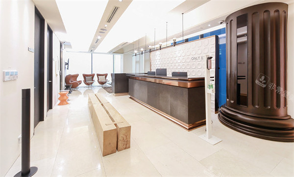 韓國(guó)onlyeye整形外科大廳