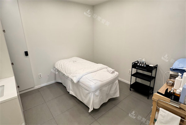 韓國(guó)theliz皮膚科醫(yī)院環(huán)境 韓國(guó)theliz皮膚科醫(yī)院環(huán)境