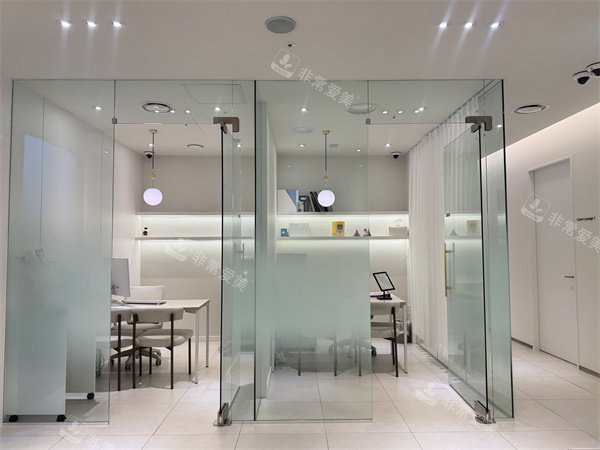 韓國(guó)theliz皮膚科院內(nèi)環(huán)境 韓國(guó)theliz皮膚科院內(nèi)環(huán)境