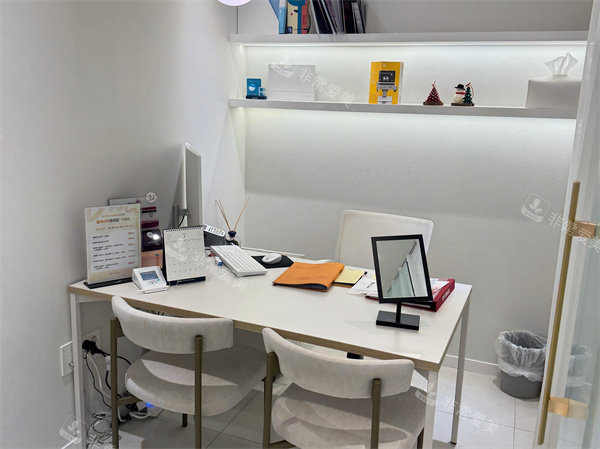 韓國(guó)theliz皮膚科咨詢室 韓國(guó)theliz皮膚科咨詢室