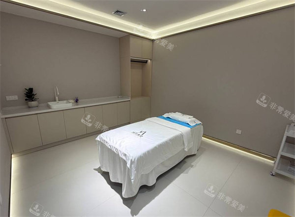 昆明悅?cè)菅潘茚t(yī)療美容治療室環(huán)境