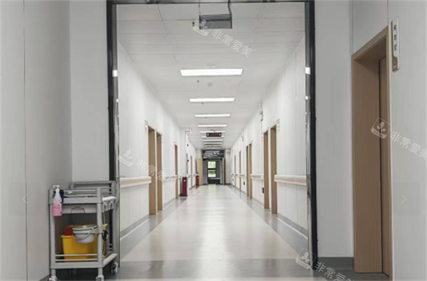 廣州東方醫(yī)院疤痕科環(huán)境圖