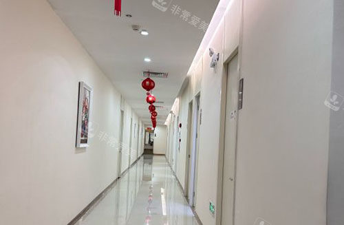 東莞華美醫(yī)療美容走廊環(huán)境圖