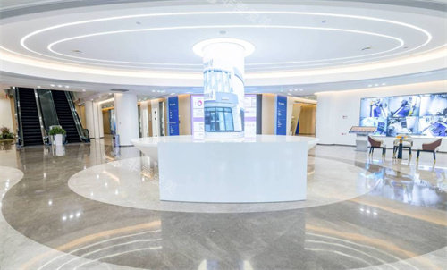 呼和浩特雍禾植發(fā)醫(yī)院大廳的環(huán)境