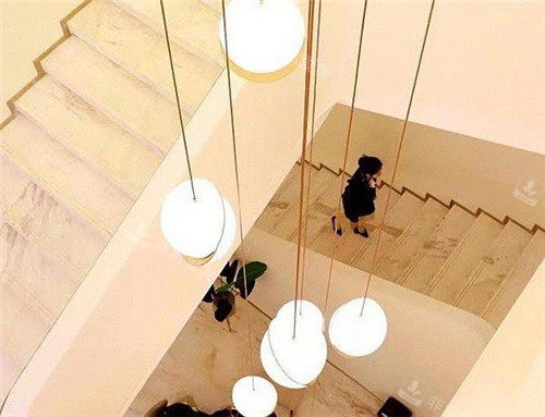 重慶米格醫(yī)療樓梯間環(huán)境圖