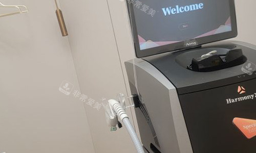 北京整好美容黑金超光子仪器.jpg