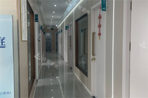 连云港莱芽口腔各诊室.jpg