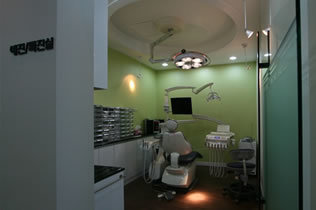 韩国PIANO漂牙牙科诊疗室