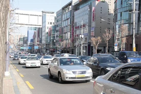 韩国整容一条街