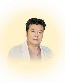 Hwang Min Hyo院长