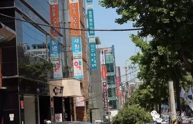 韩国整形一条街实拍图