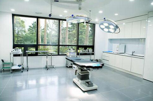 韩国颂富莱尔整形医院手术室