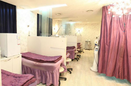 韩国ELLEFIN皮肤科治疗室