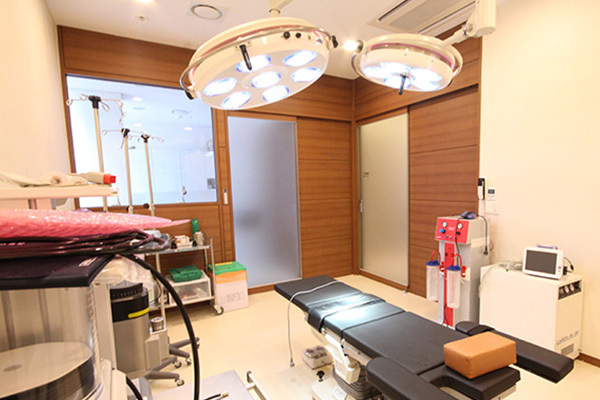 韩国MEDI PIUM整形医院手术室