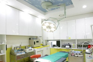 韩国知人整形外科手术室