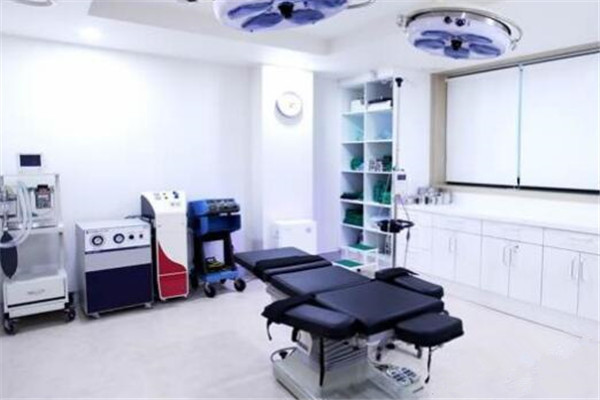 韩国AURORA整形外科手术室