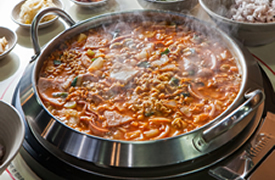 细数韩国特色美食之火锅！