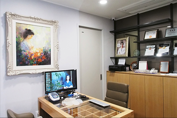 韩国Glam整形外科面诊室