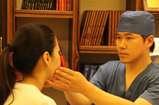 韩国做改脸型手术，选择菲斯莱茵医院怎么样？
