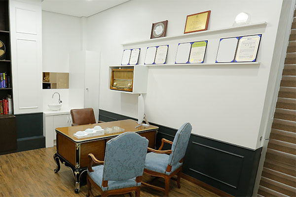 韩国THE W整形外科面诊室