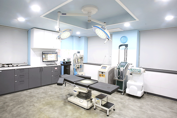 韩国ReYeonK整形外科手术室