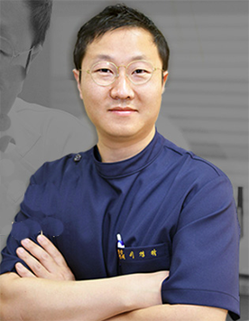 韩国verni整形外科-李庆洛