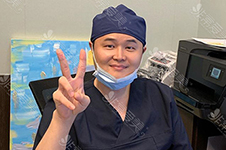 韩国院长柳京翰手术经验够足吗？在首尔当地名声好吗？