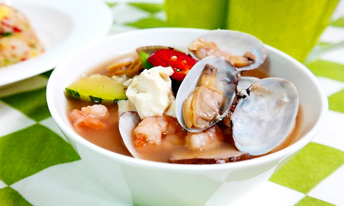 大酱海鲜蛤蜊汤