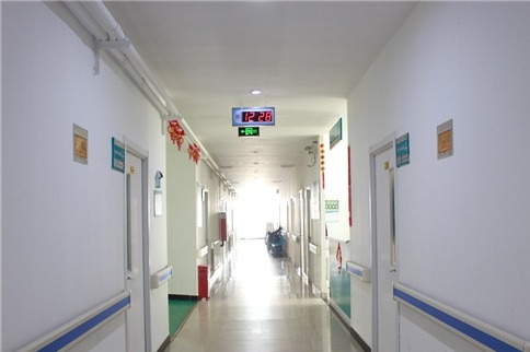 病房走廊