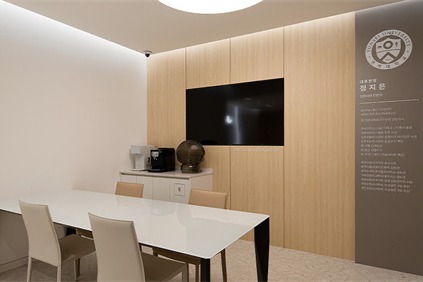 韩国喜悦整形外科面诊室